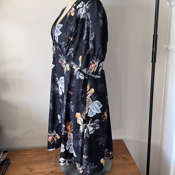 Allsaints Demi Lilly Floral Satin Mini Dress - Picture 6 of 13